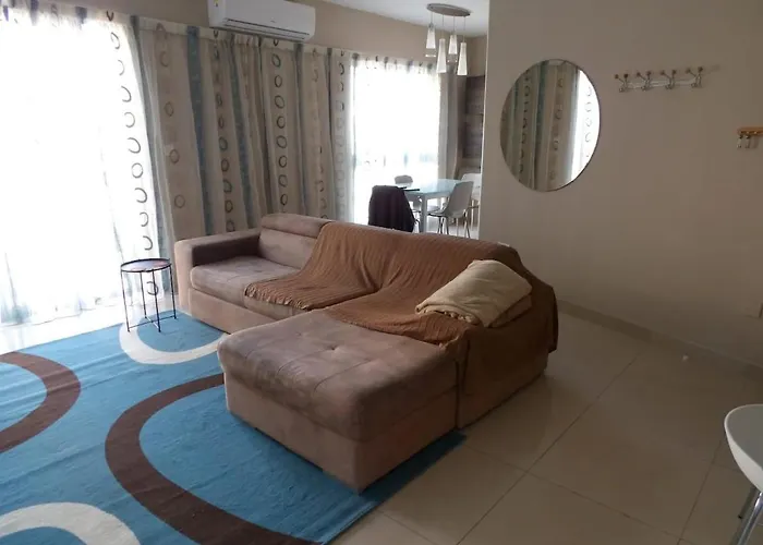 Mediterranean Vista Apartment *